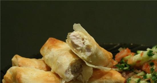 Bánh mì cuộn gà phô mai