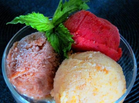 Sorbets: ķirši, aprikozes, zemenes