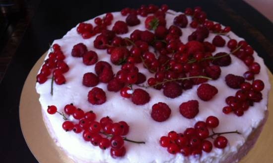 Souffle cake Berry cloud (không nướng)