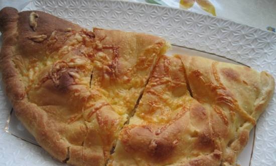 Khachapuri (Autors milena).