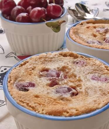 Clafoutis ar Christophe Michalak (Сlafoutis aux cerises de Christophe Michalak) ķiršiem