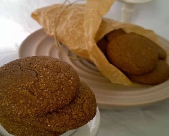 Spicy Molasses Cookies của Anna Burrell