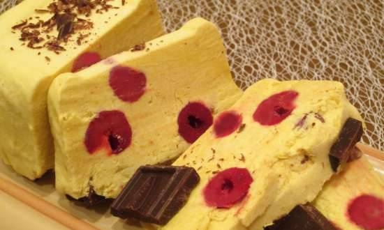 Semifreddo "מנגו פיקנטי עם דובדבן ושוקולד"