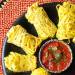 Pancakes Roti Jala với sốt Salsa