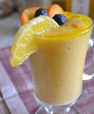 שייק "אפרסמון עם תפוז"