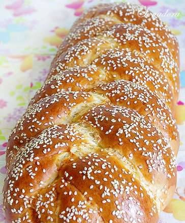 Challah uz dzeltenumiem