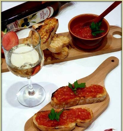 Katalāņu maize (Pan Catalana vai Pan con tomate)