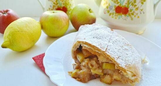 Apfellstrudel (bánh táo Viennese)