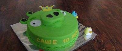 Angry Birds Cakes