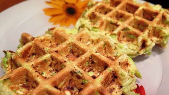 Bánh quế Zucchini trong bánh quế GF-020 Waffle Pro