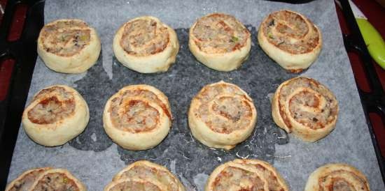 Mini pizzas Snails (Hack - Pizza - Schnecken)