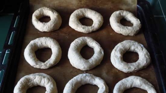 Full hvete bagels med flytende gjær