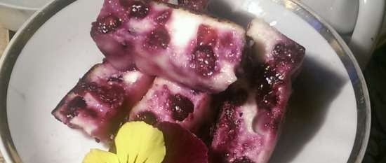 Bánh pudding việt quất