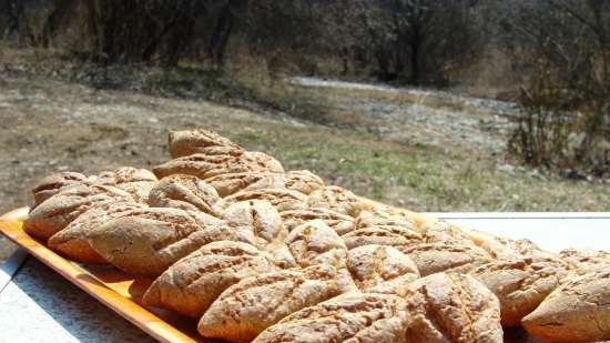 Grieķu graudu maize ar garšvielām OREGANO un citronu