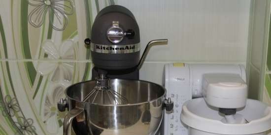 KitchenAid maisītājs