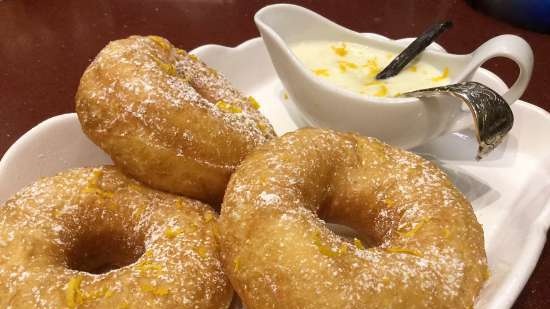 Beigne Donuts (franču valoda) ar vaniļas mērci - Régis Trigel