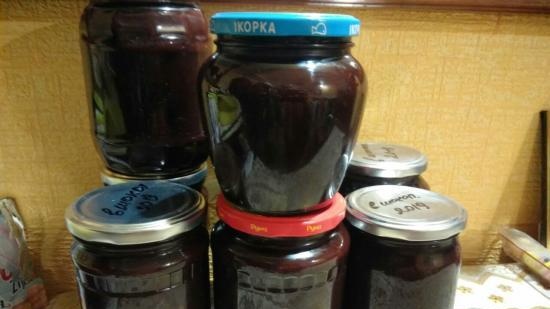 Chocolate-plum jam