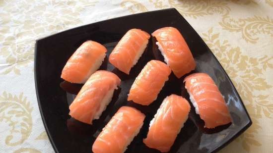 Nigiri suši un ruļļi