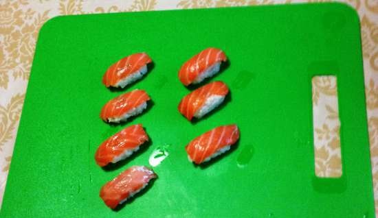 Nigiri suši un ruļļi