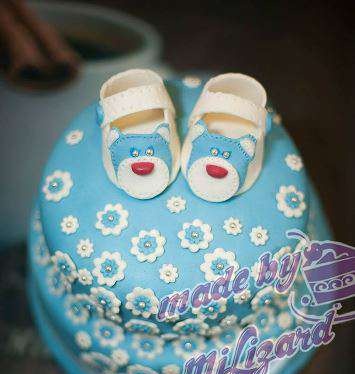 Cakes for birth, baptism, year (not numbers)