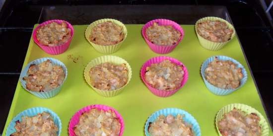 Cabbage and chicken breast muffins