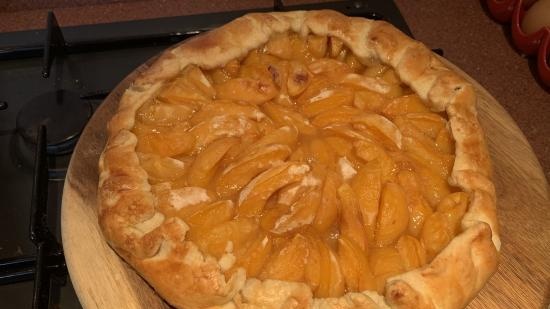 Crostata ar aprikozēm