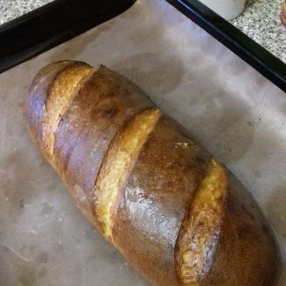 Hvetebrød med honning og cottage cheese (brødmaker)