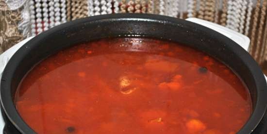 Tomato soup with bell pepper