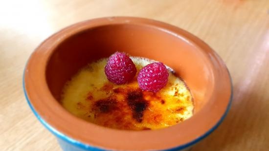 Kremet dessert med karamellskorpe Creme brulee