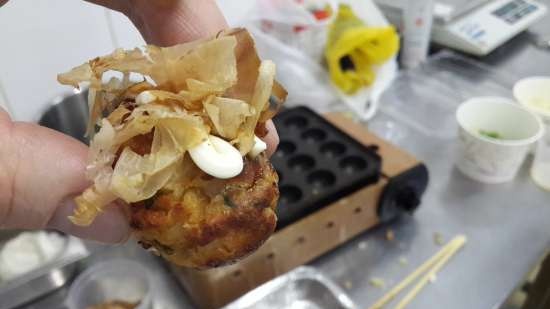 Takoyaki (eller, mer nøyaktig, ball yaki)