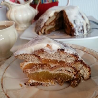 Pepperkakekake med bananer og rømme (ingen bakevarer)