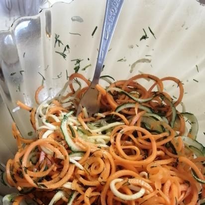 Spiralhakker (skiver, spiralizer) for kutting av grønnsaker og frukt