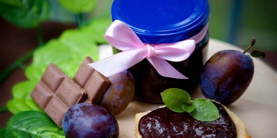 Chocolate-plum jam