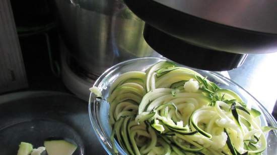 Spiralhakker (skiver, spiralizer) for kutting av grønnsaker og frukt