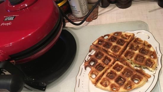 Cukini vafeles vafeļu gludeklī GF-020 Waffle Pro