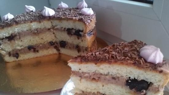 Biskvīta torte ar ķiršiem