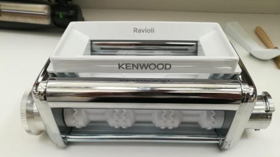 Kenwoodflood: a chatterbox for Kenwood housewives and owners of kitchen machines :)