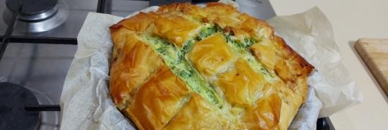 פאי יווני Spanakopita עם נגיעה רוסית (+ וידאו)