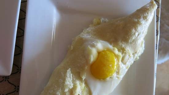 Adjarian khachapuri