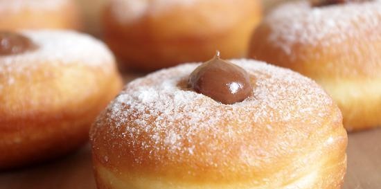 Bomboloni - itāļu virtuļi ar krējumu