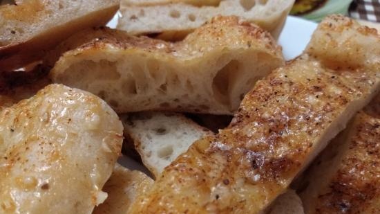 Dženovas focaccia ar kartupeļiem