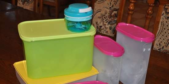 Plastfat Tupperware - anmeldelser