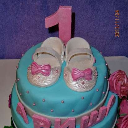 Cakes for birth, baptism, year (not numbers)