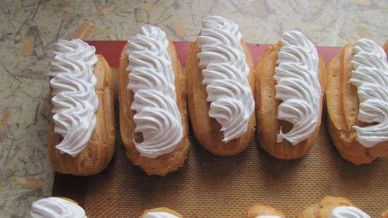 Eclairs med sitron ostemasse og marengs