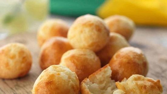 Osteboller glutenfri brasiliansk Pao de queijo