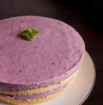 Blackcurrant cake