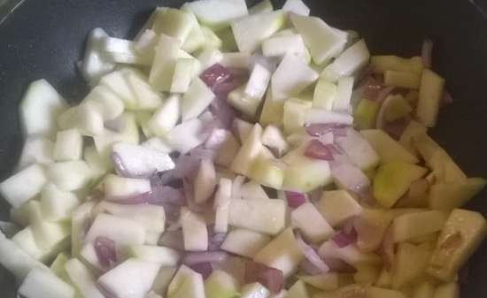 Pasta with zucchini