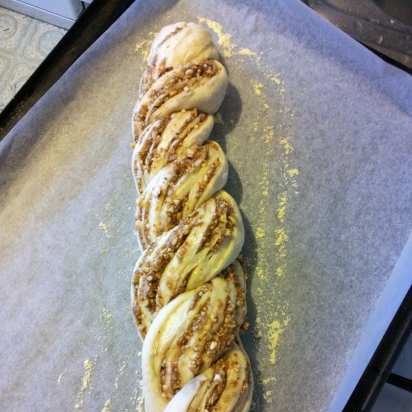 Lean braid with leaven without yeast