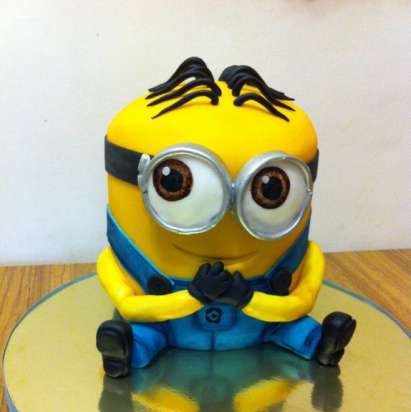 Despicable Me Cakes