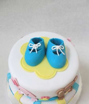 Cakes for birth, baptism, year (not numbers)